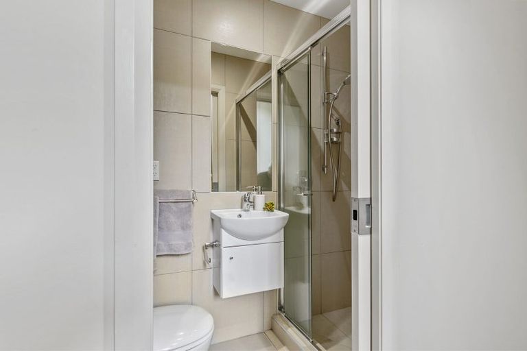 Photo of property in 1a Paisley Terrace, Karori, Wellington, 6012