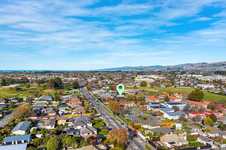 Photo of property in 1/108 Breezes Road, Avondale, Christchurch, 8061