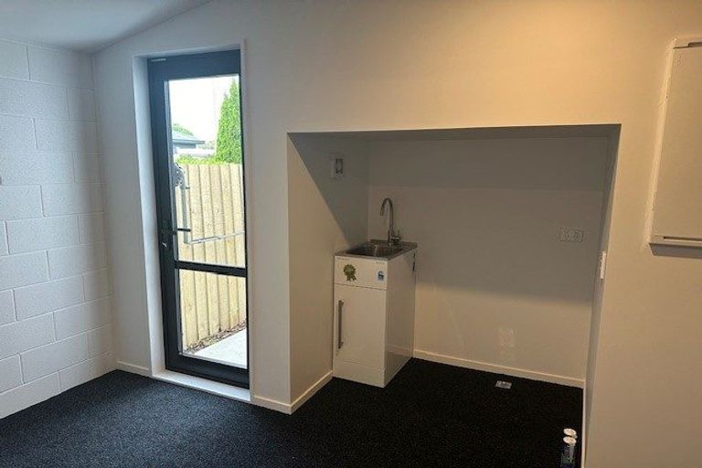 Photo of property in 2/41 Wychbury Street, Spreydon, Christchurch, 8024