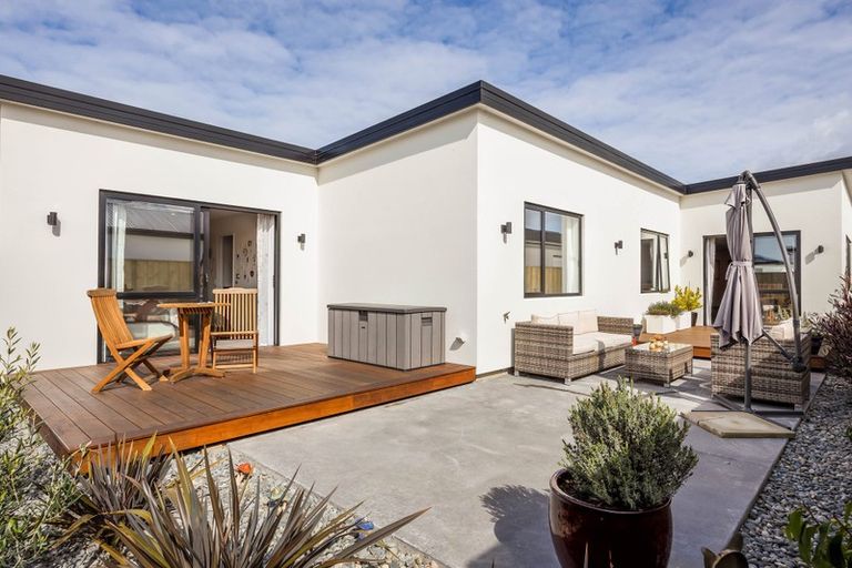 Photo of property in 10 Pakohe Street, Pegasus, 7612