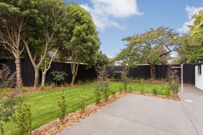 Photo of property in 35 Tui Street, Fendalton, Christchurch, 8041