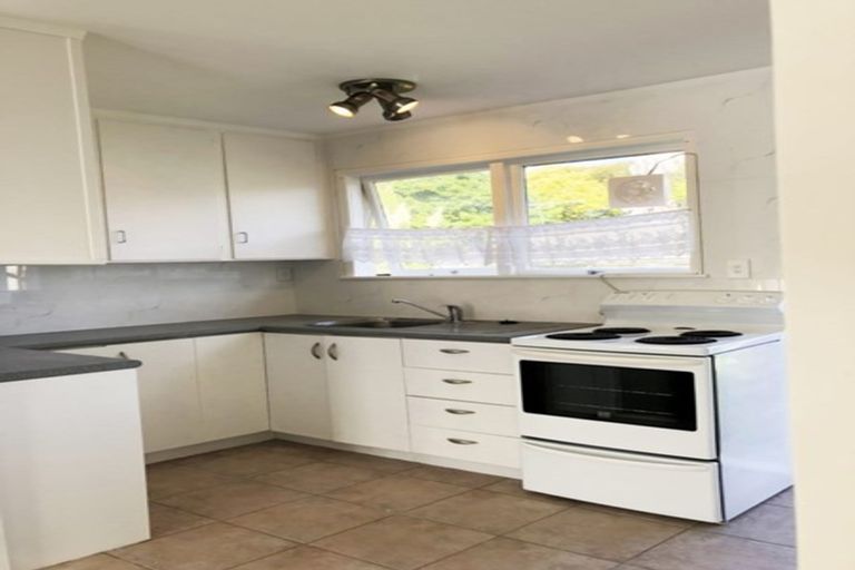 Photo of property in 1/343 Pakuranga Road, Pakuranga Heights, Auckland, 2010