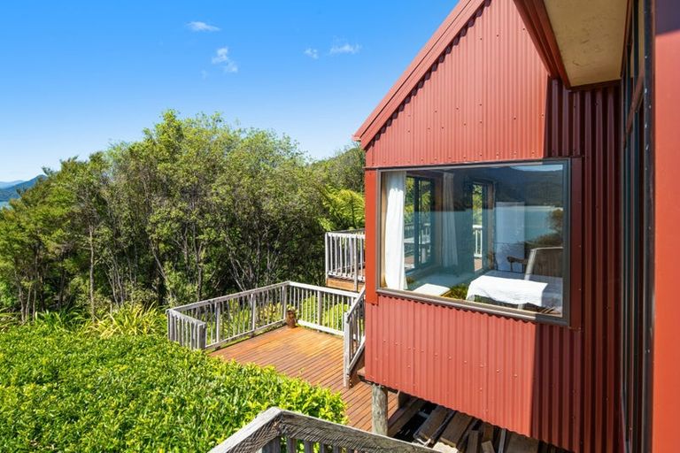 Photo of property in 542 Moetapu Bay Road, Moetapu Bay, Picton, 7282