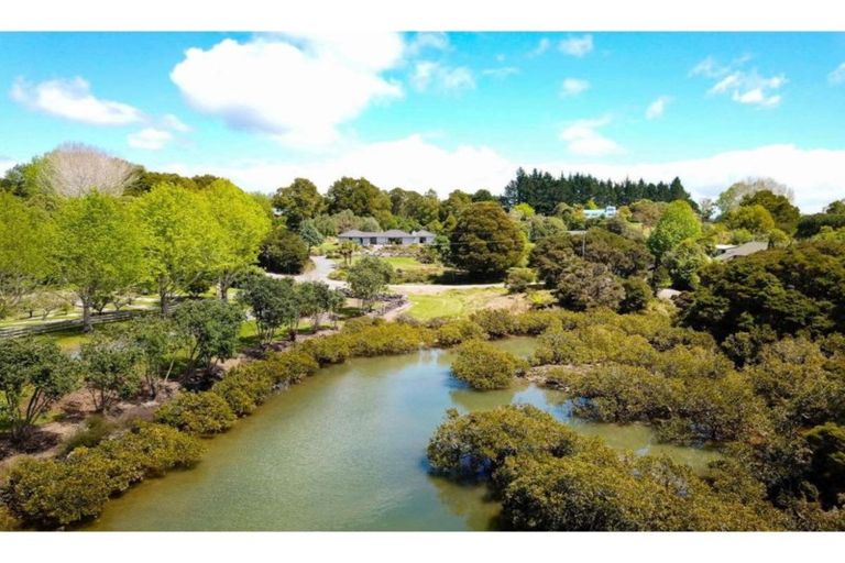 Photo of property in 15 Quinces Landing, Kerikeri, 0293