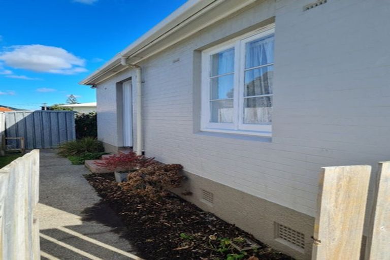 Photo of property in 25 Gadsby Street, Avalon, Lower Hutt, 5011
