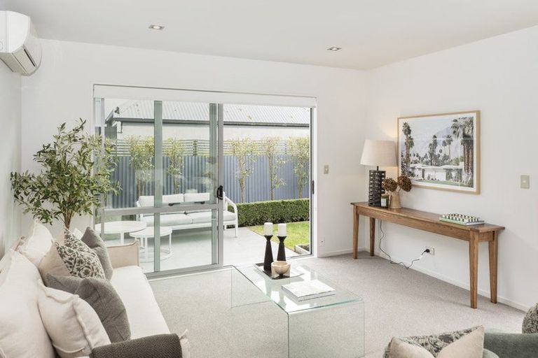 Photo of property in 32f Champion Street, Edgeware, Christchurch, 8013