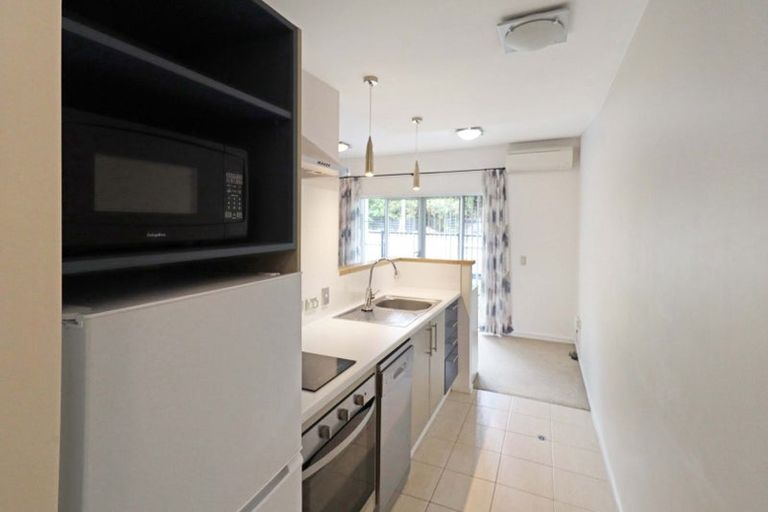 Photo of property in Monterey Apartments, 11/232 Middleton Road, Glenside, Wellington, 6037