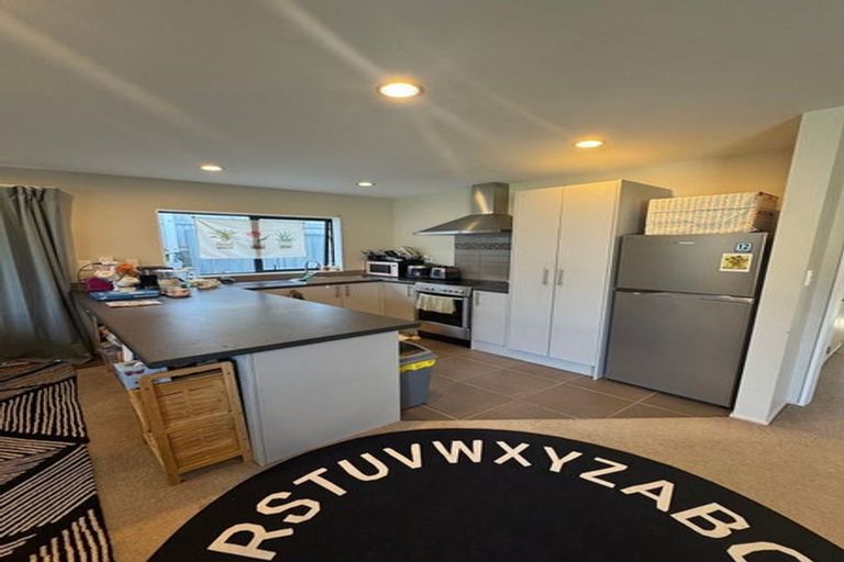 Photo of property in 118a Parkvale Road, Karori, Wellington, 6012
