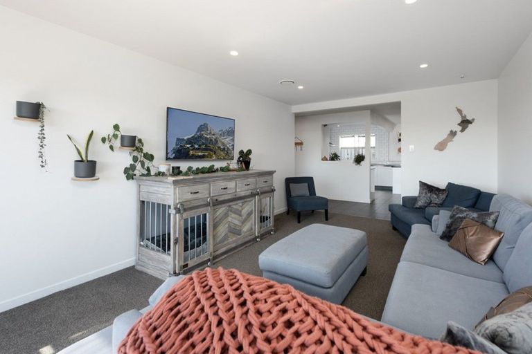 Photo of property in 11 Highmore Place, Brookfield, Tauranga, 3110