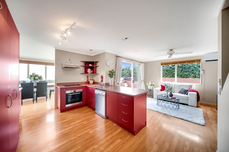 Photo of property in 1/39 Marriott Road, Pakuranga, Auckland, 2010