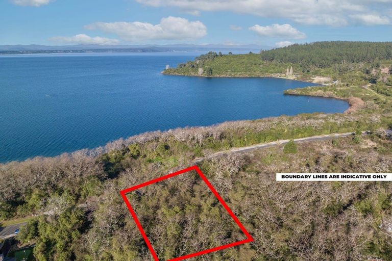 Photo of property in 72 Parawera Drive, Acacia Bay, Taupo, 3330