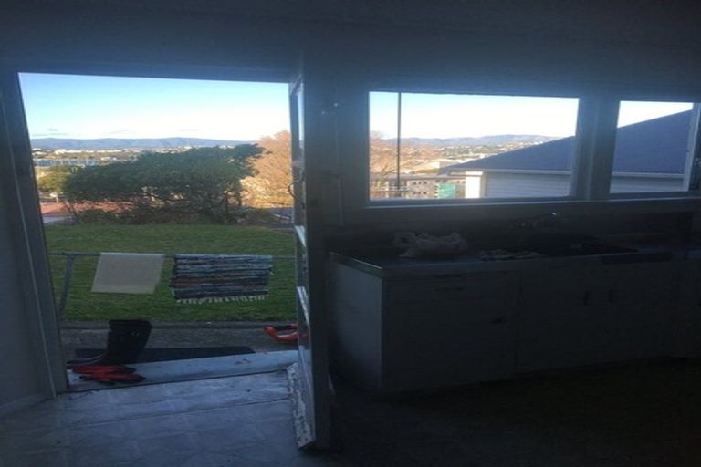 Photo of property in 21 Crawford Road, Kilbirnie, Wellington, 6022