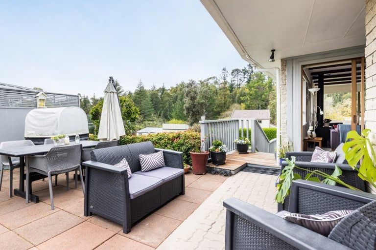 Photo of property in 24 Tokomaru Drive, Havelock North, 4130