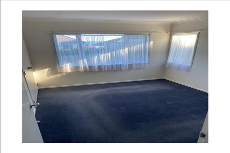 Photo of property in 20 Bowes Crescent, Strathmore Park, Wellington, 6022