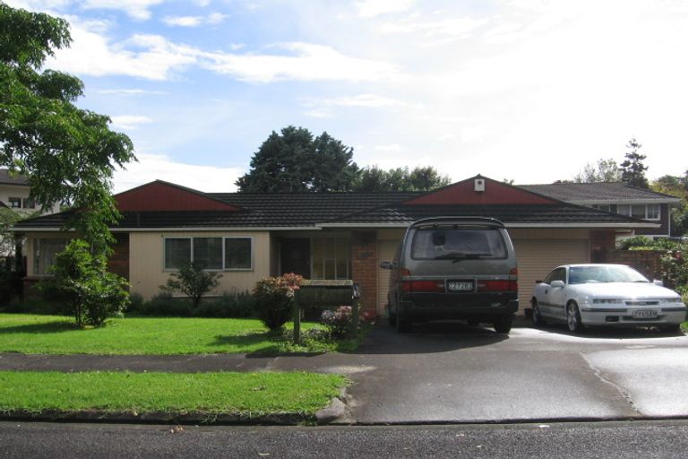 Photo of property in 12 Andrea Place, Sunnyhills, Auckland, 2010