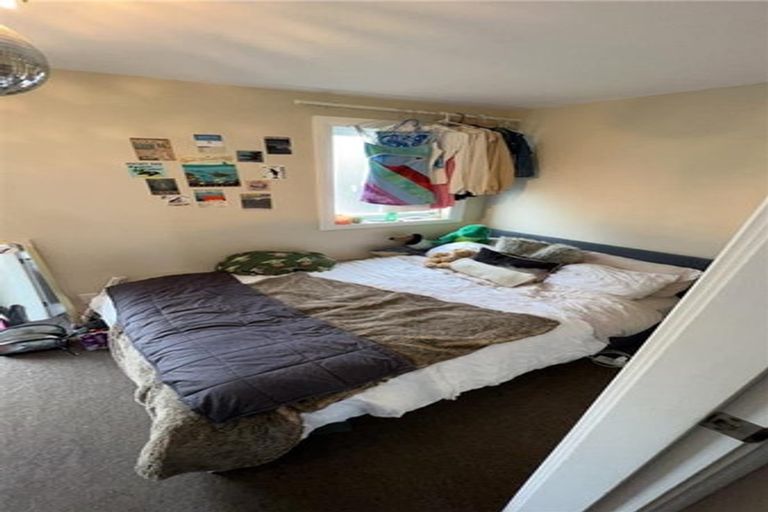 Photo of property in 77 Brougham Street, Mount Victoria, Wellington, 6011