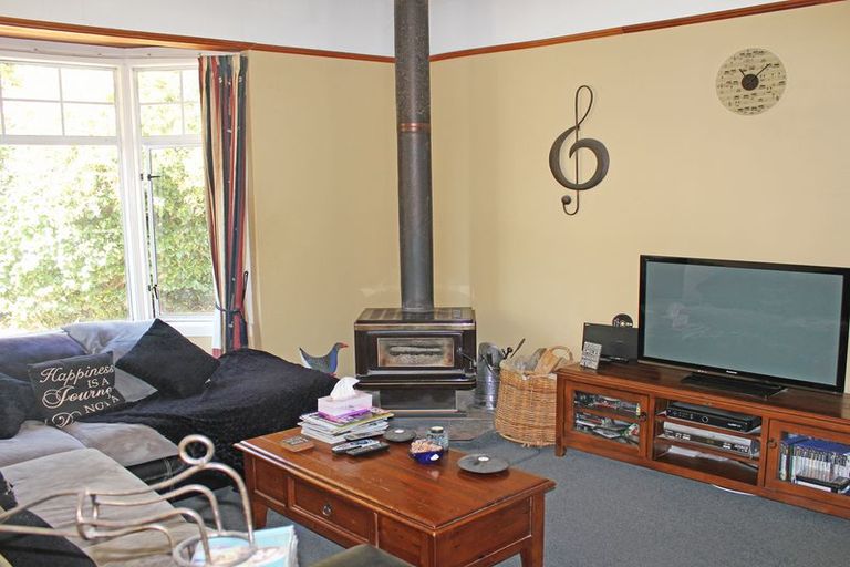 Photo of property in 7 Solway Street, Holmes Hill, Oamaru, 9401