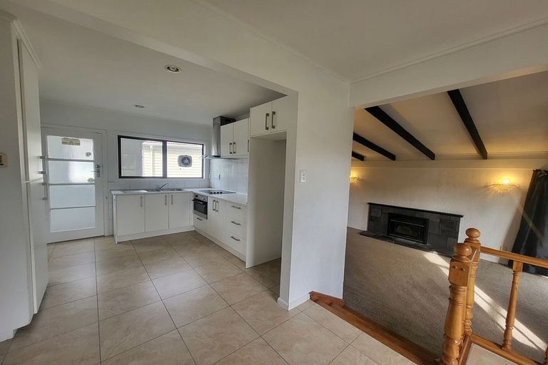 Photo of property in 18 Mclean Avenue, Papatoetoe, Auckland, 2025