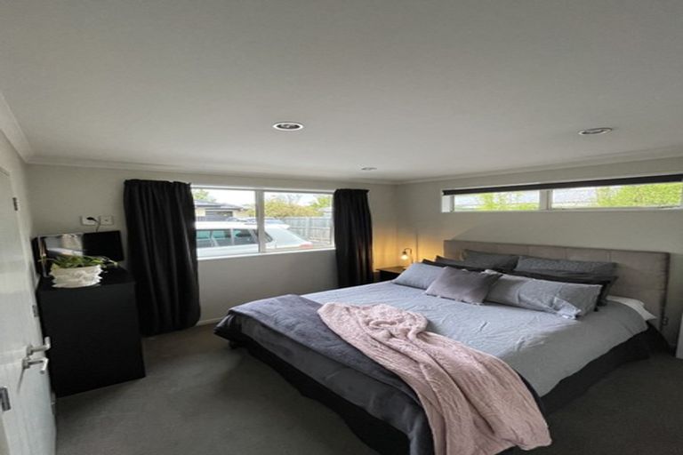 Photo of property in 2/220 Avonhead Road, Avonhead, Christchurch, 8042