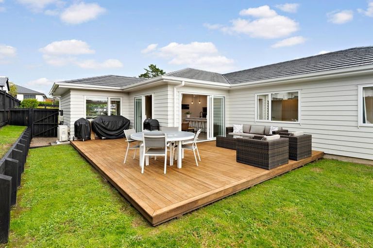 Photo of property in 47 Jeroboam Loop, Kumeu, 0810