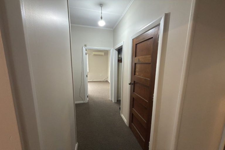 Photo of property in 31 Dickson Crescent, Hornby, Christchurch, 8042