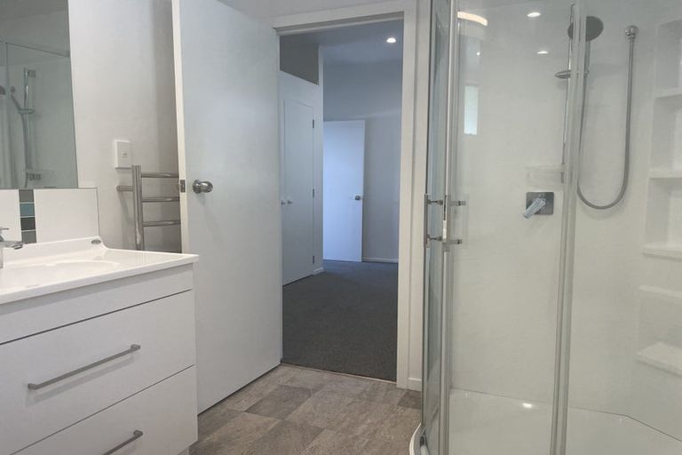 Photo of property in 15b Jelas Road, Red Beach, 0932