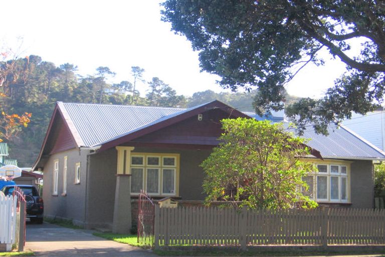 Photo of property in 4 Tui Street, Alicetown, Lower Hutt, 5010