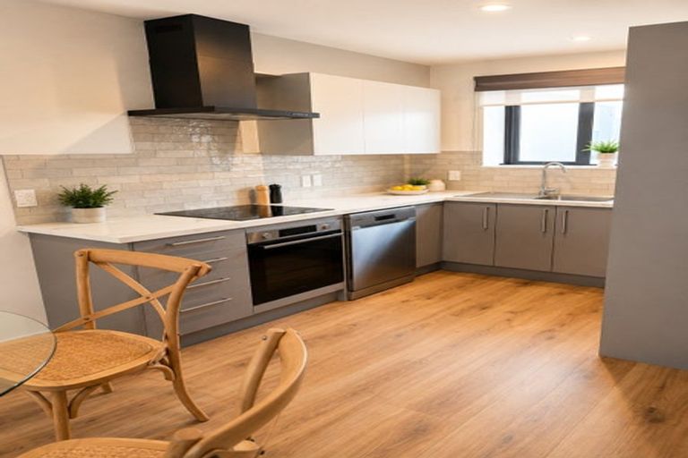 Photo of property in 1/324 Stanmore Road, Richmond, Christchurch, 8013