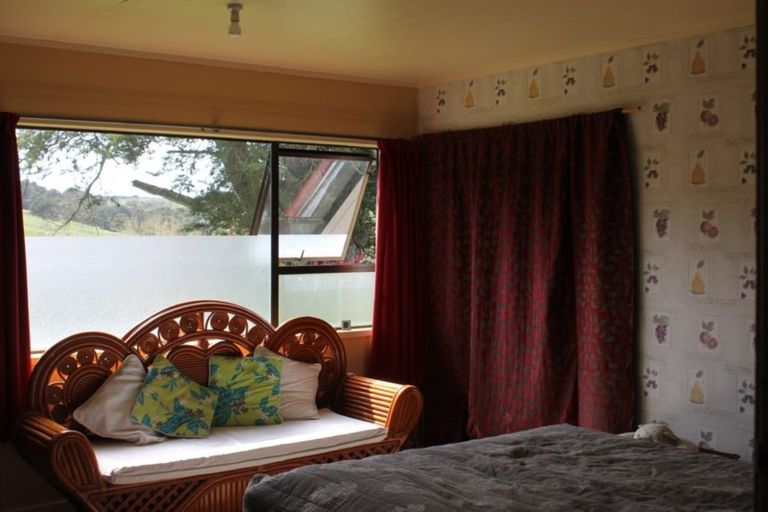 Photo of property in 316 Mountain Road, Maungaturoto, 0587