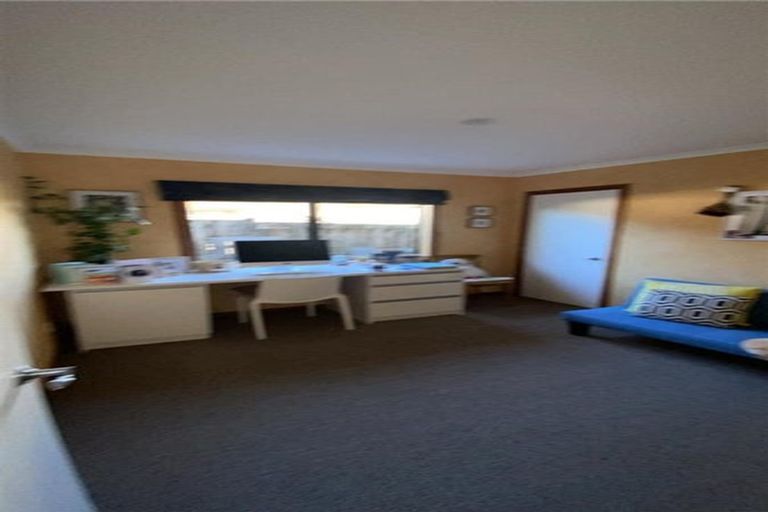 Photo of property in 11 Oreti Crescent, Papamoa Beach, Papamoa, 3118