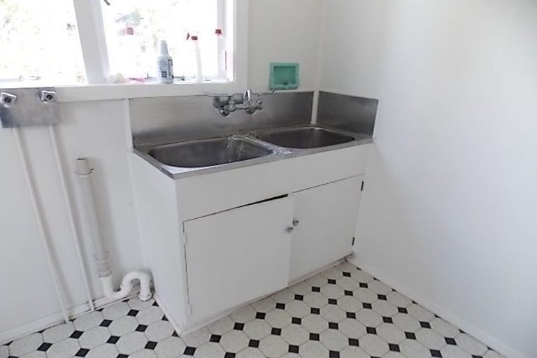 Photo of property in 20 Hutchison Crescent, Durie Hill, Whanganui, 4500