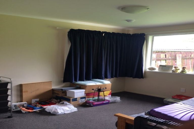 Photo of property in 52 Hartley Terrace, Massey, Auckland, 0614