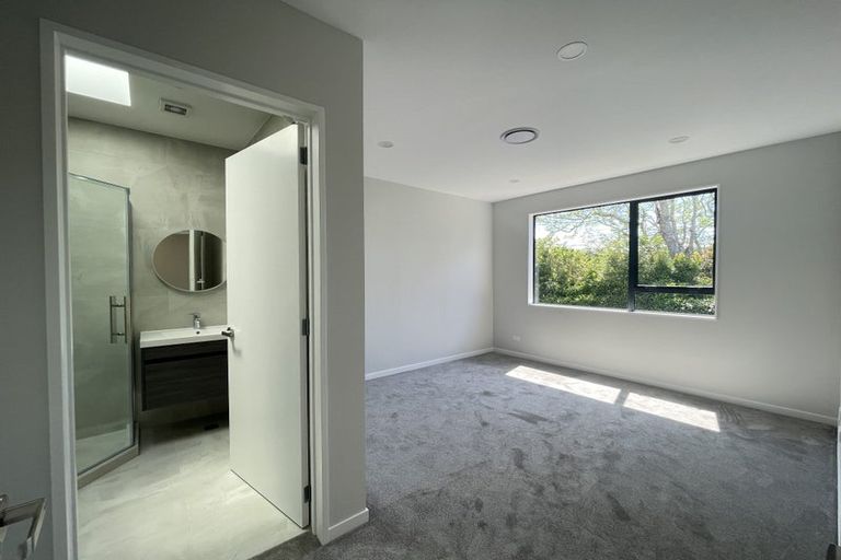 Photo of property in 355d Beach Road, Campbells Bay, Auckland, 0630