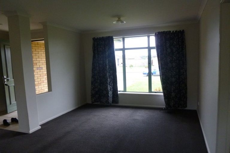 Photo of property in 14 Gresham Place, Rototuna North, Hamilton, 3210