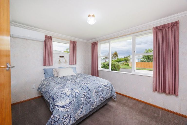 Photo of property in 10 Marsden Place, Awapuni, Palmerston North, 4412