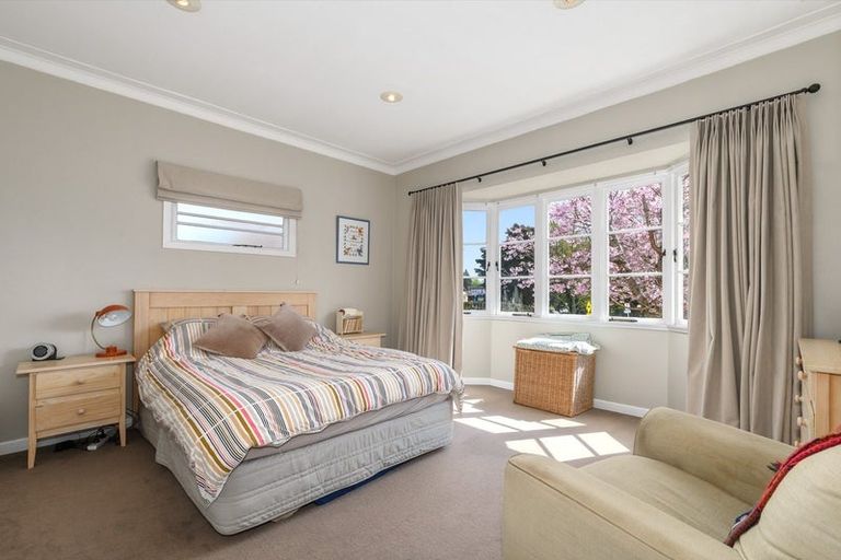 Photo of property in 462 Devonport Road, Tauranga South, Tauranga, 3112