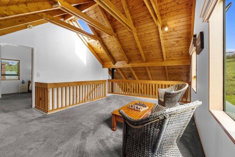 Photo of property in 136 Muriwai Road, Waimauku, 0881