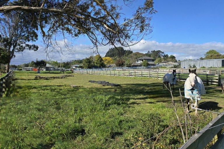 Photo of property in 102 Putiki Drive, Putiki, Whanganui, 4500