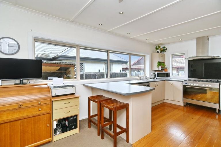 Photo of property in 20a Victoria Street, Rangiora, 7400