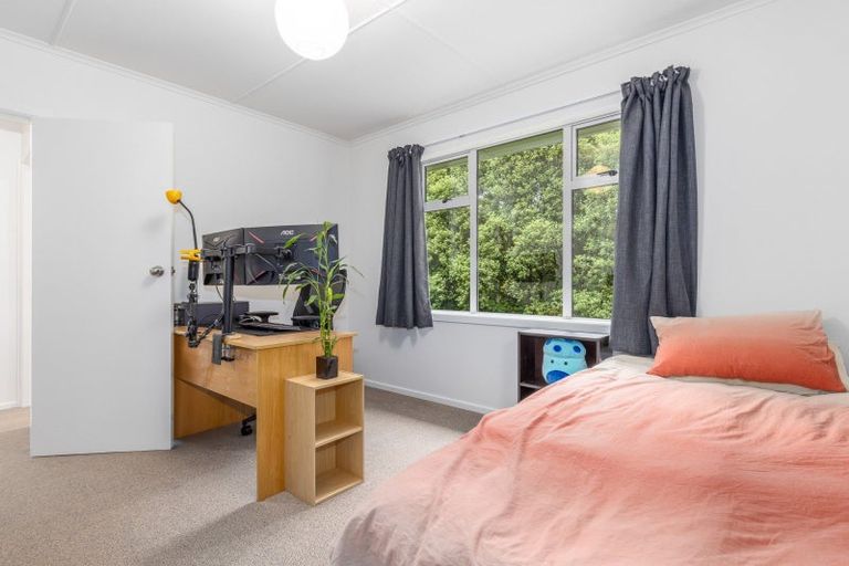 Photo of property in 18 Elizabeth Street, Pukerua Bay, 5026