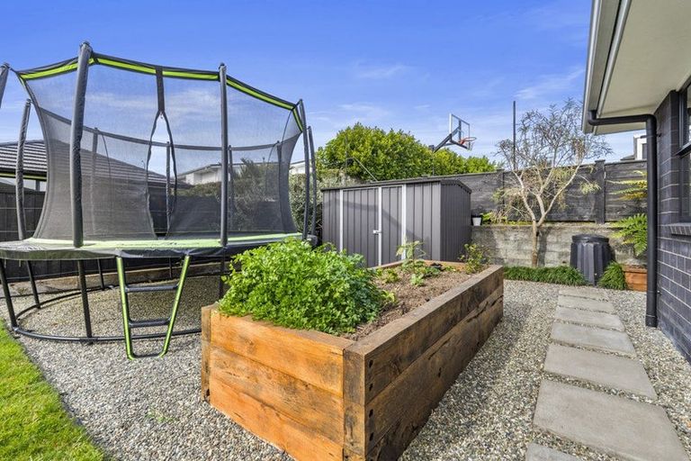 Photo of property in 3 Floyd Road, Riverhead, 0820