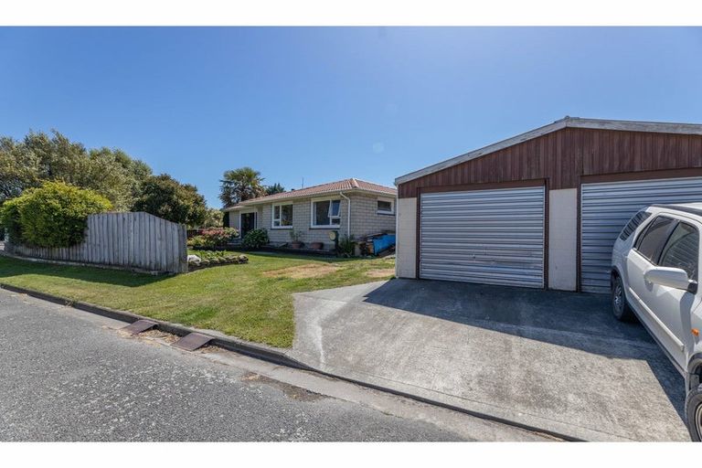 Photo of property in 6 Bowie Drive, Woodend, 7610