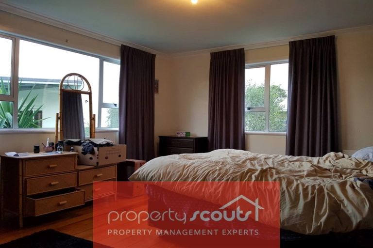 Photo of property in 74 Parris Street, Waitara, 4320