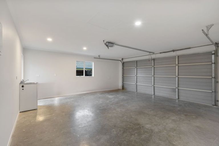 Photo of property in 11 Thyme Court, Flat Bush, Auckland, 2016