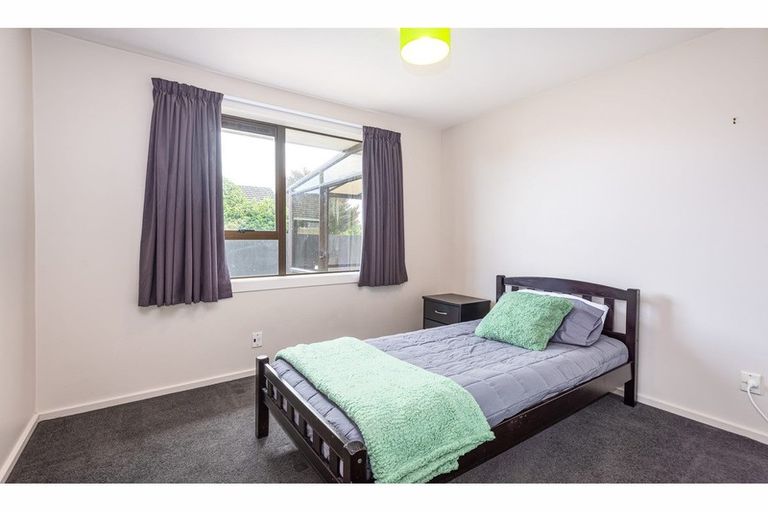 Photo of property in 37 Fern Drive, Halswell, Christchurch, 8025