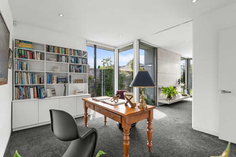 Photo of property in 129 Puriri Street, Riccarton, Christchurch, 8041