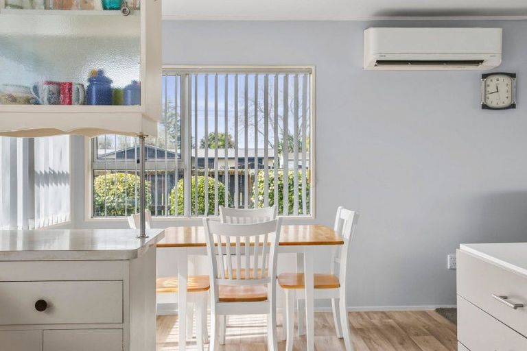 Photo of property in 26 Noel Street, Leamington, Cambridge, 3432