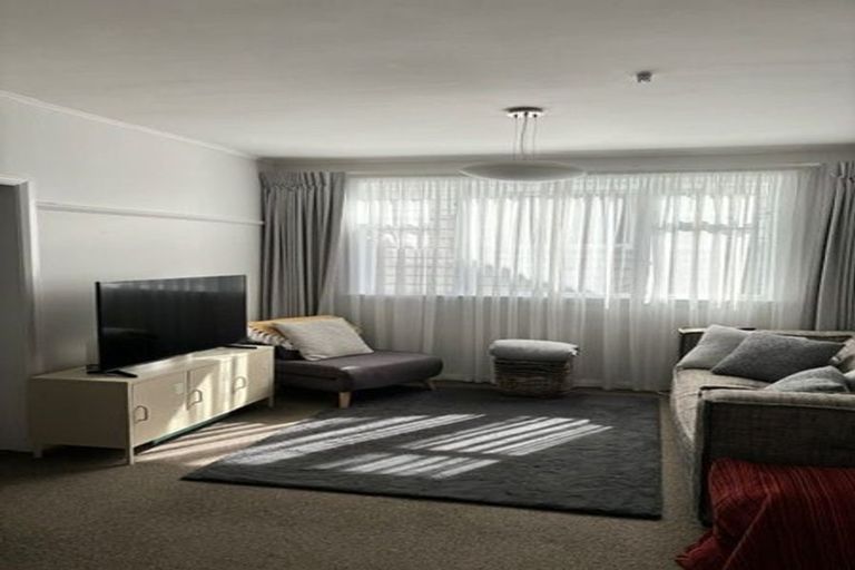 Photo of property in 11 Wilson Street, Newtown, Wellington, 6021