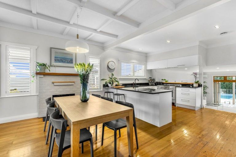 Photo of property in 2a Egremont Street, Belmont, Auckland, 0622