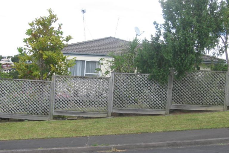 Photo of property in 4 Tableau Place, Totara Vale, Auckland, 0629